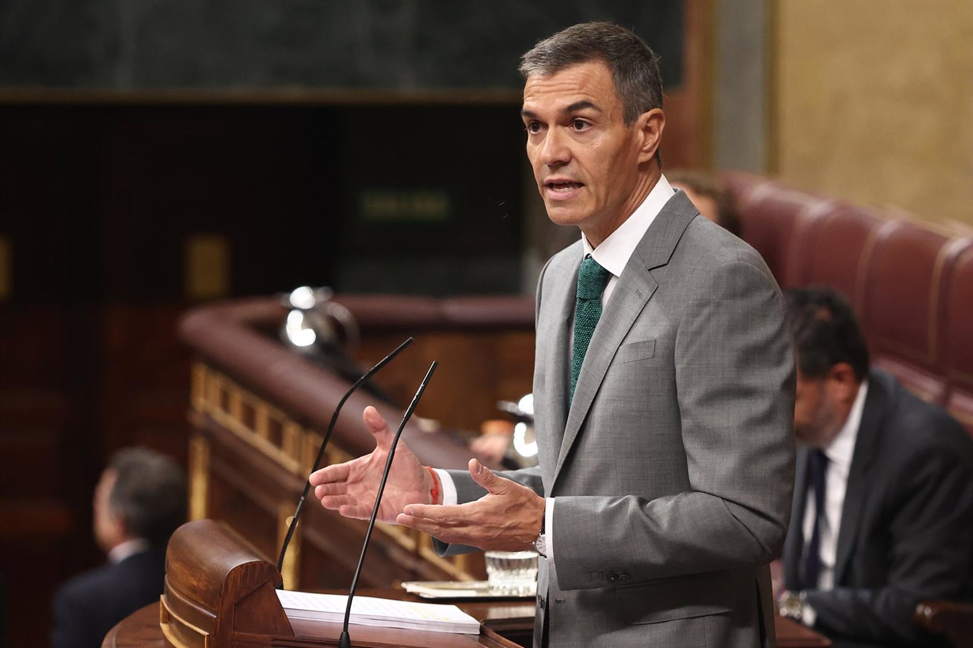 Sánchez niega avisos de la entrada masiva de migrantes y admite que «fallaron cosas» en los servicios de Información