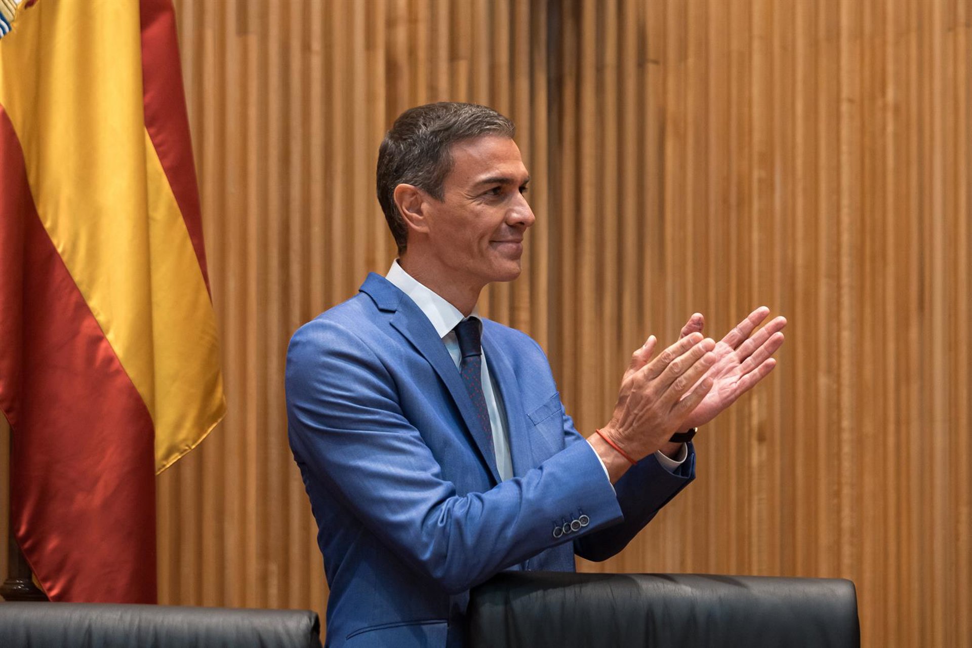 Sánchez dice que trabaja «por y para Ceuta» y que la ciudad recuperará pronto su normalidad: «Es nuestra prioridad»