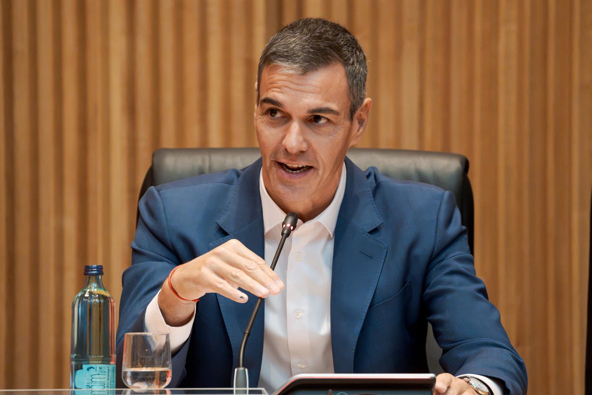 Sánchez aboga por una Cataluña que avanza «desde la convivencia y aquello que nos une» en su felicitación de la Diada