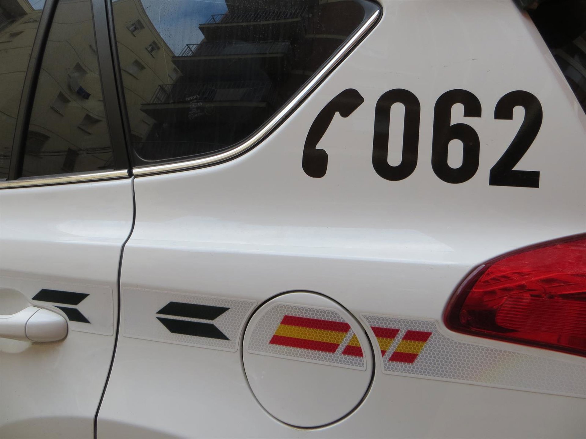 Detienen a 2 personas e investigan a otra por apuñalar a un menor e herir a un hombre en Costa Teguise (Lanzarote)