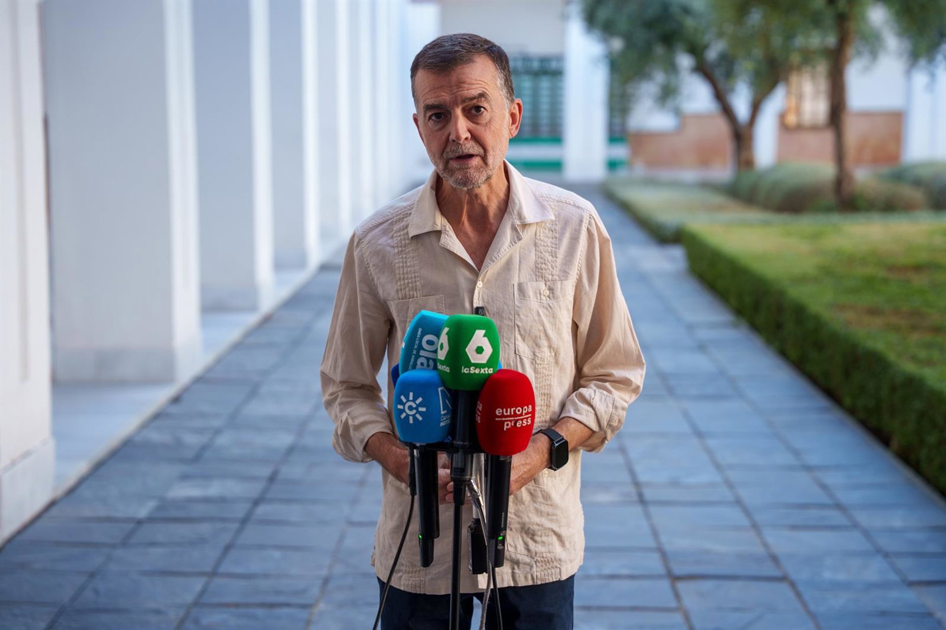 IU dice que no pone «fronteras a un bloque de izquierdas amplio» tras el nuevo movimiento de Irene Montero