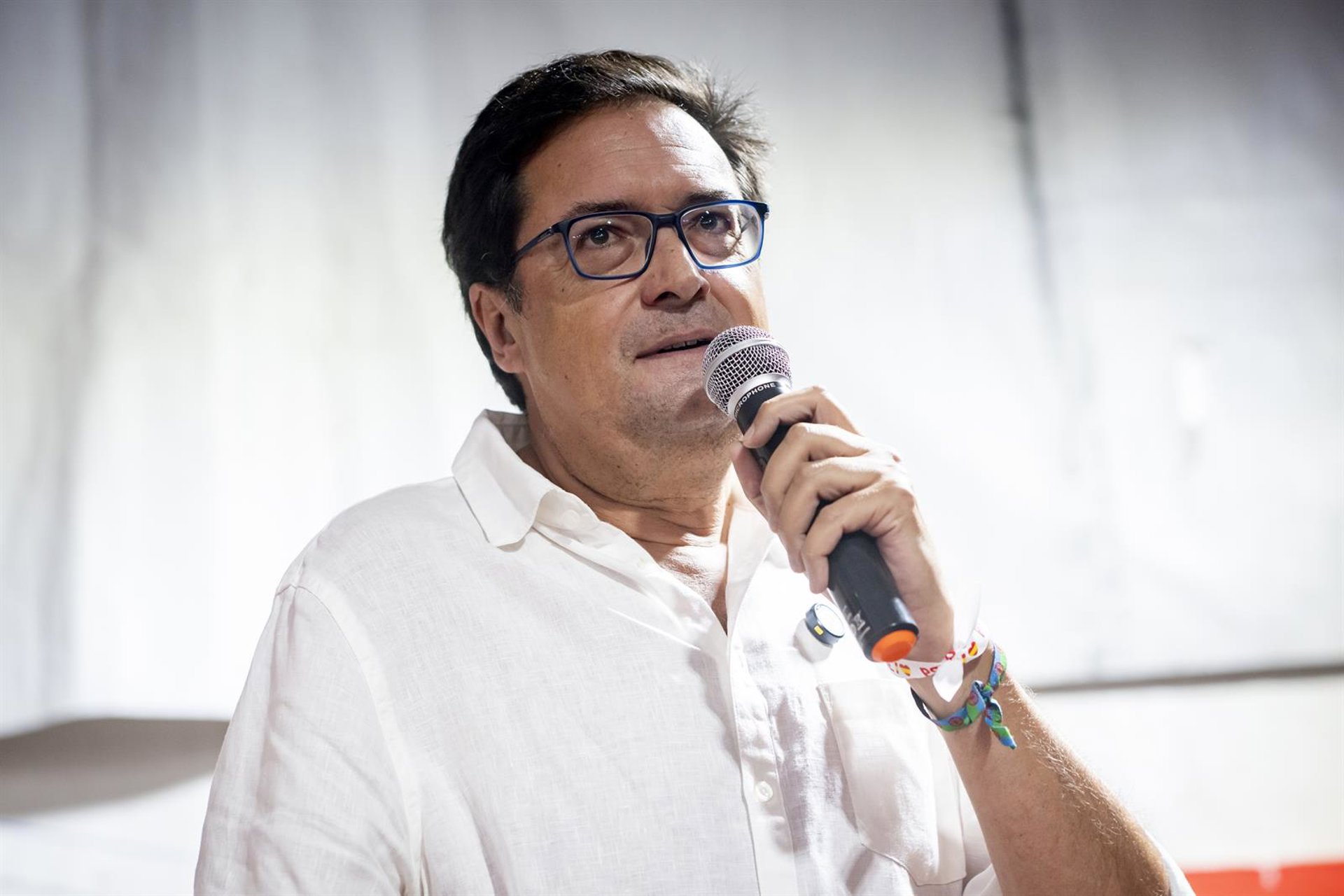 Óscar López califica de «salvajada» la suspensión de la Ley de Nietos por el TS: «hay jueces que son salvapatrias»