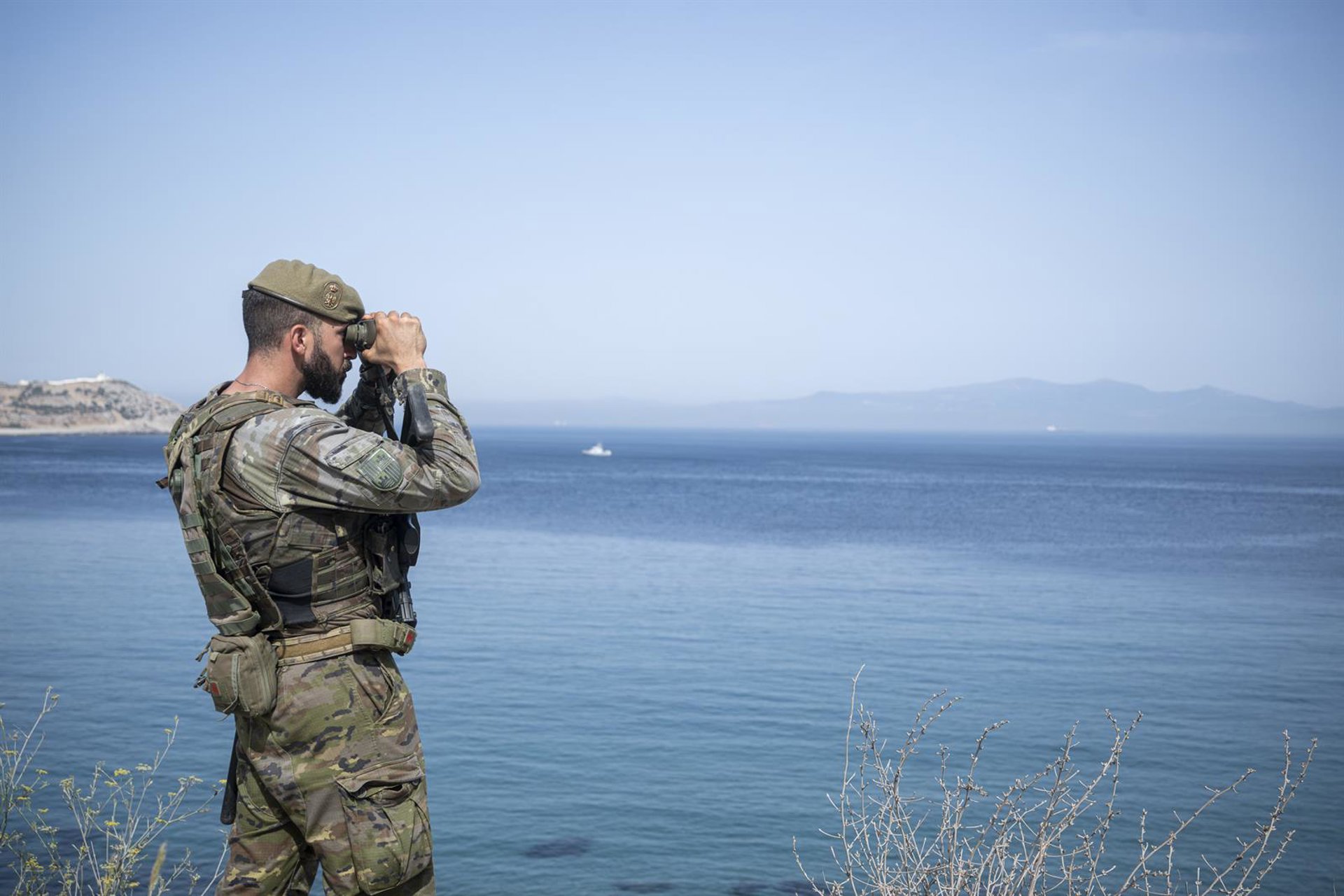El Gobierno refuerza la frontera en Ceuta ante llamamientos para una nueva entrada masiva