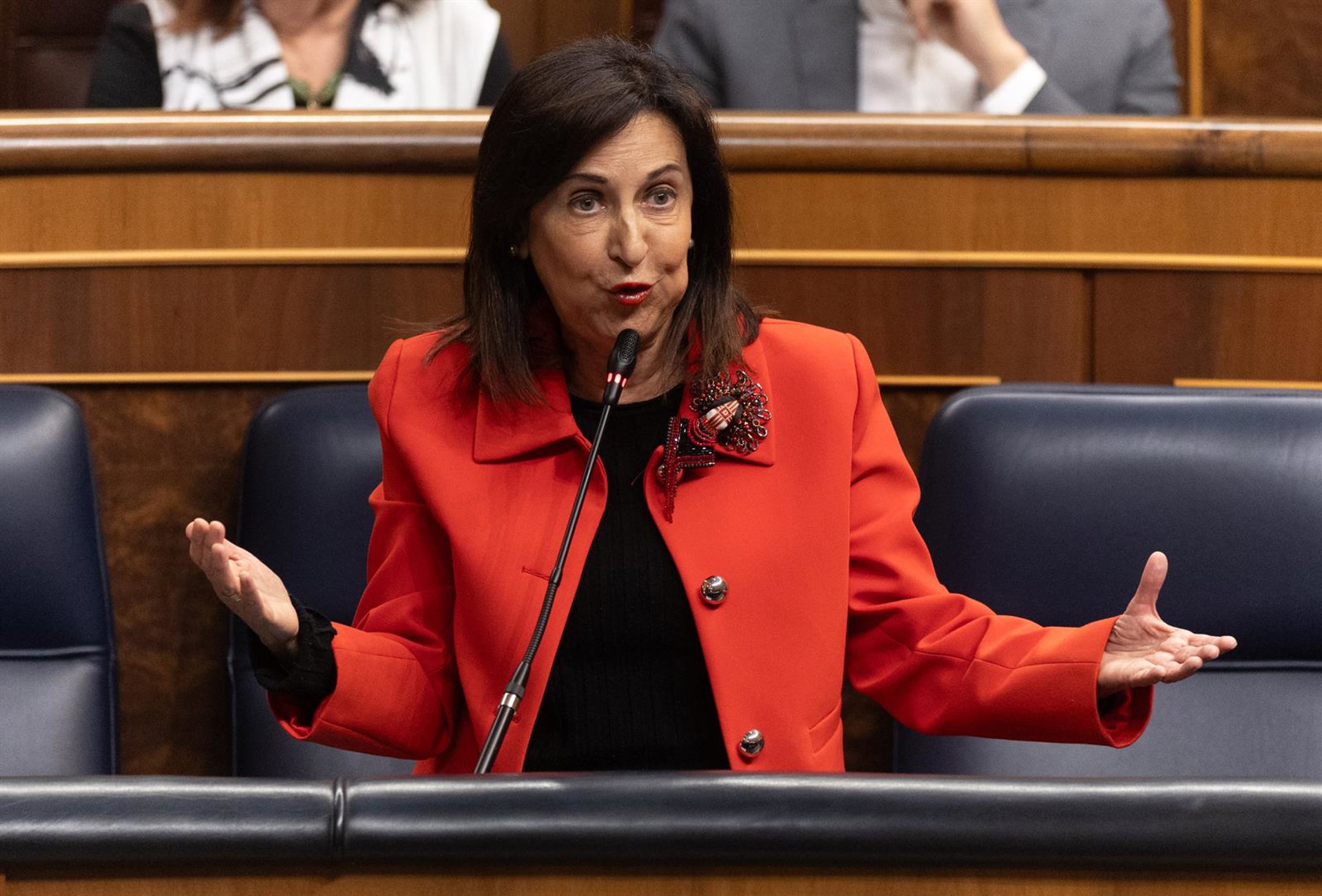 Robles pide expresamente a Armengol que autorice la comparecencia de la directora del CNI en la comisión de secretos