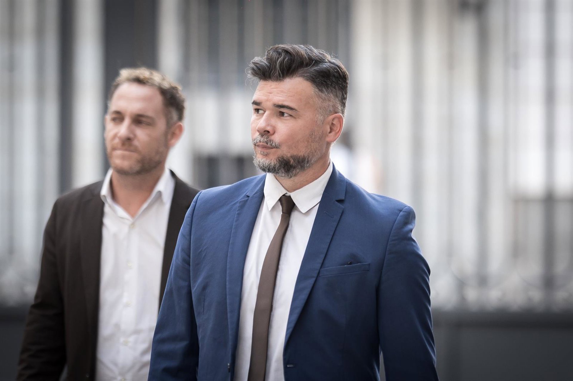 Rufián advierte de que el problema de la vivienda «está arrasando a la izquierda» y señala la inacción del PSOE