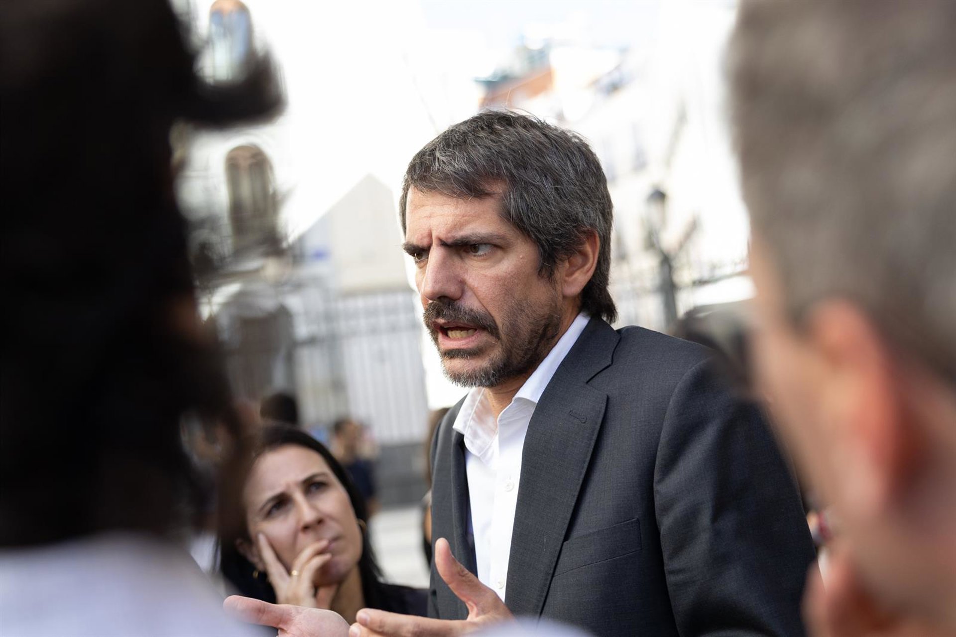 Urtasun dice que trabajan en renovación automática de contratos de alquiler y en que la prórroga entre en vigor mañana