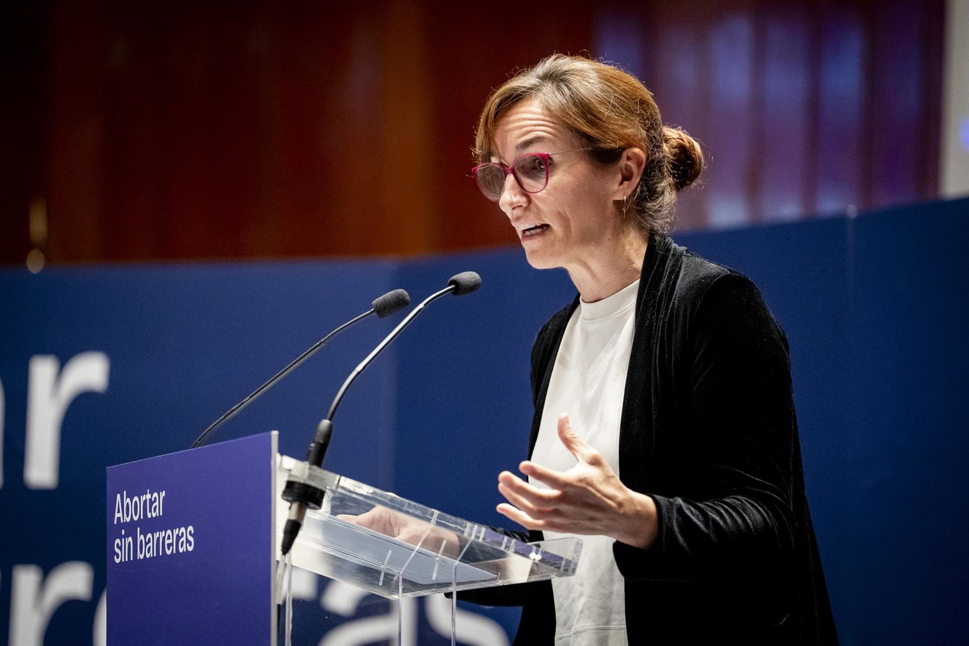 Mónica García avisa de que Sumar no avalará un RD de vivienda que se quede a medias pero descarta salir del Gobierno