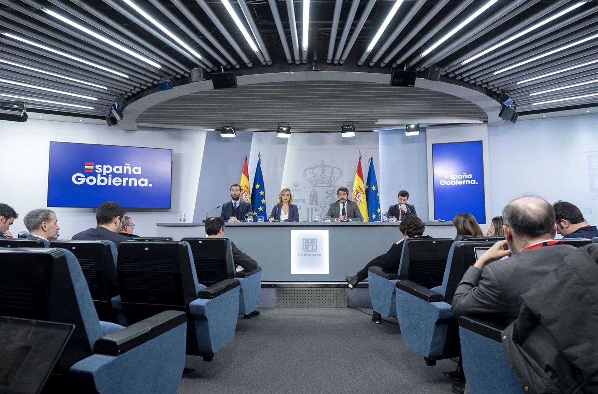 PSOE y Sumar siguen negociando ‘in extremis’ y el Consejo de Ministros aún no arranca