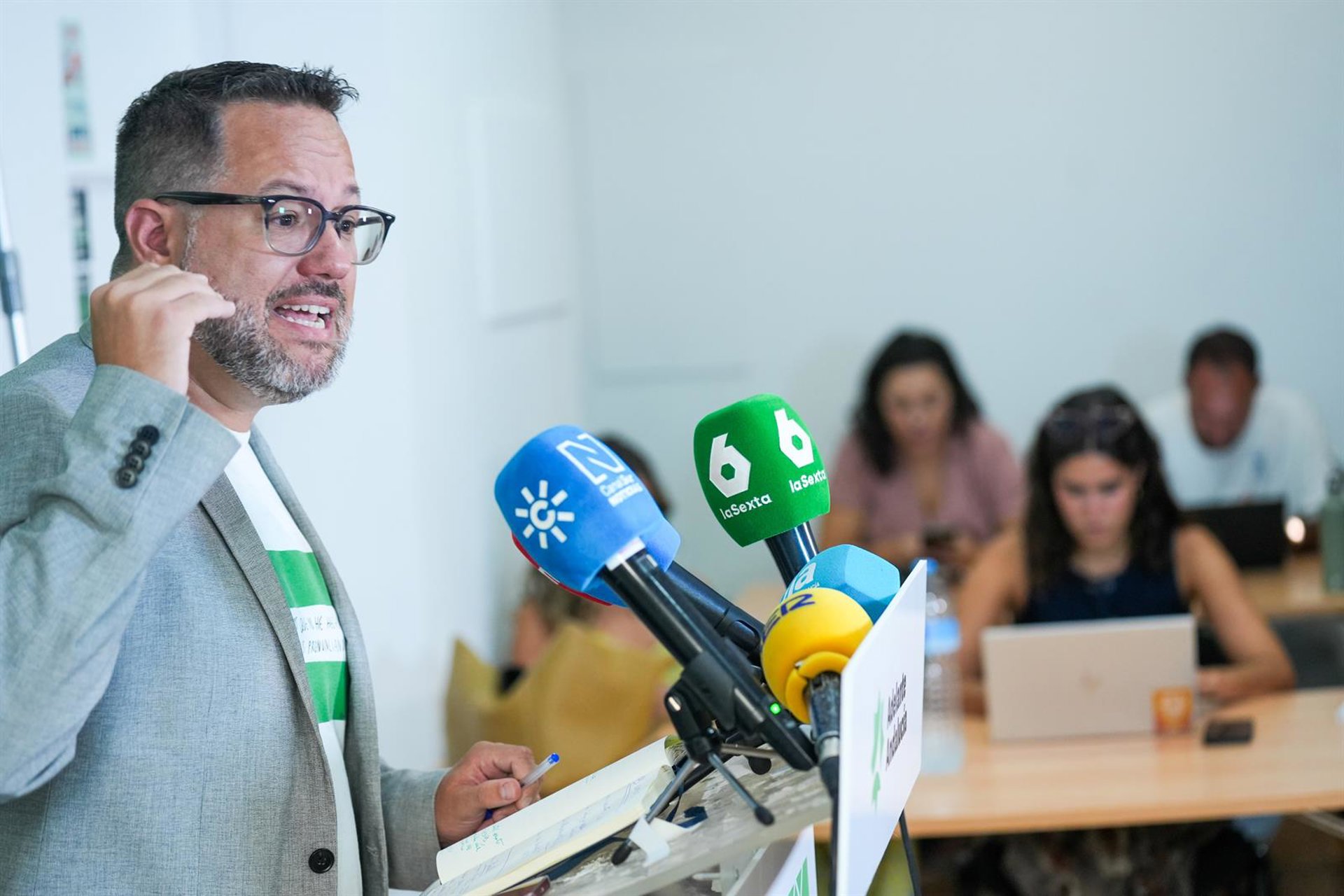 Adelante asegura que el Gobierno «ha firmado su acta de defunción» con los decretos de vivienda: «No han entendido nada»